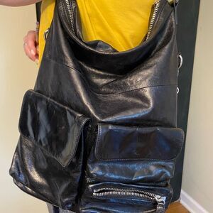 Auth HOBO BAG leather purse. There is a matching wallet & key card SEE ALL